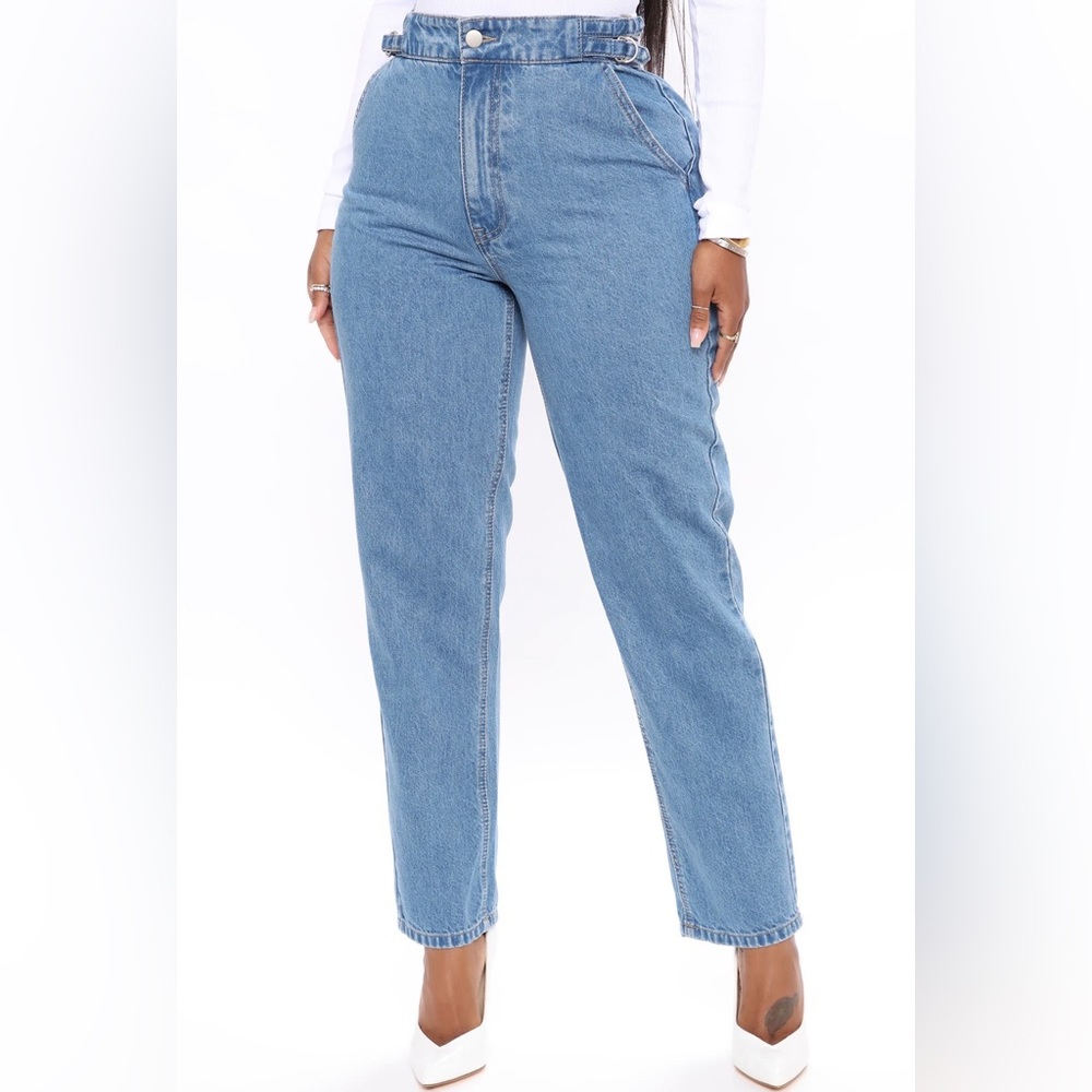 Tighten Up Mom Jeans (Fashion Nova)